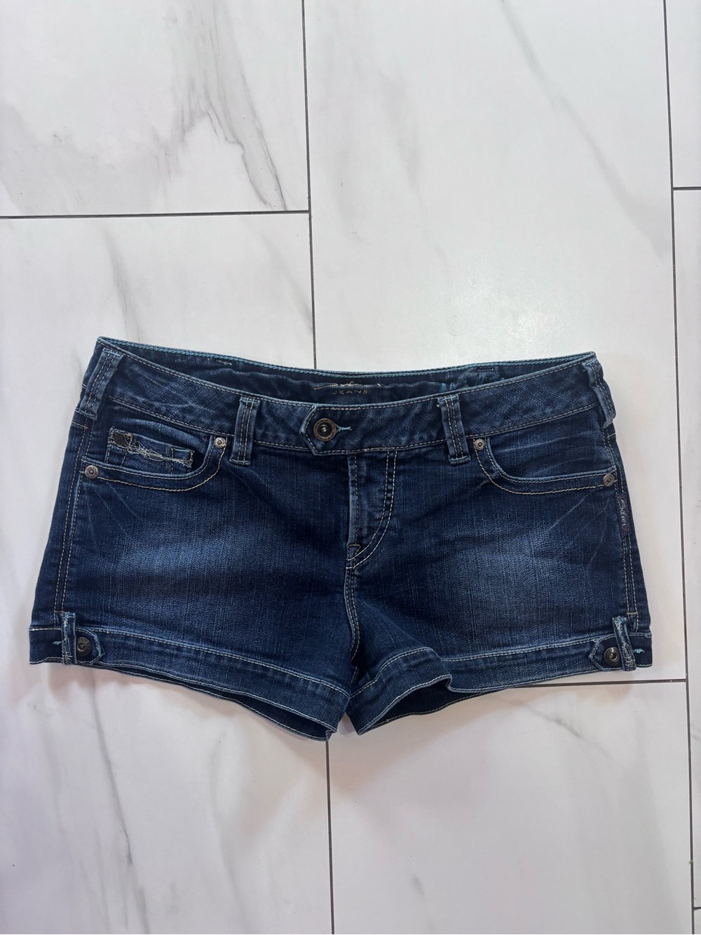 Vintage Silver Jeans Marti Mini Denim jean Shorts Size 30 - Y2K style